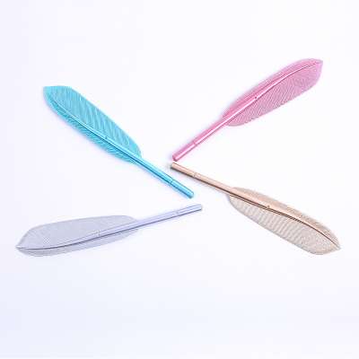 Plastic feather pen